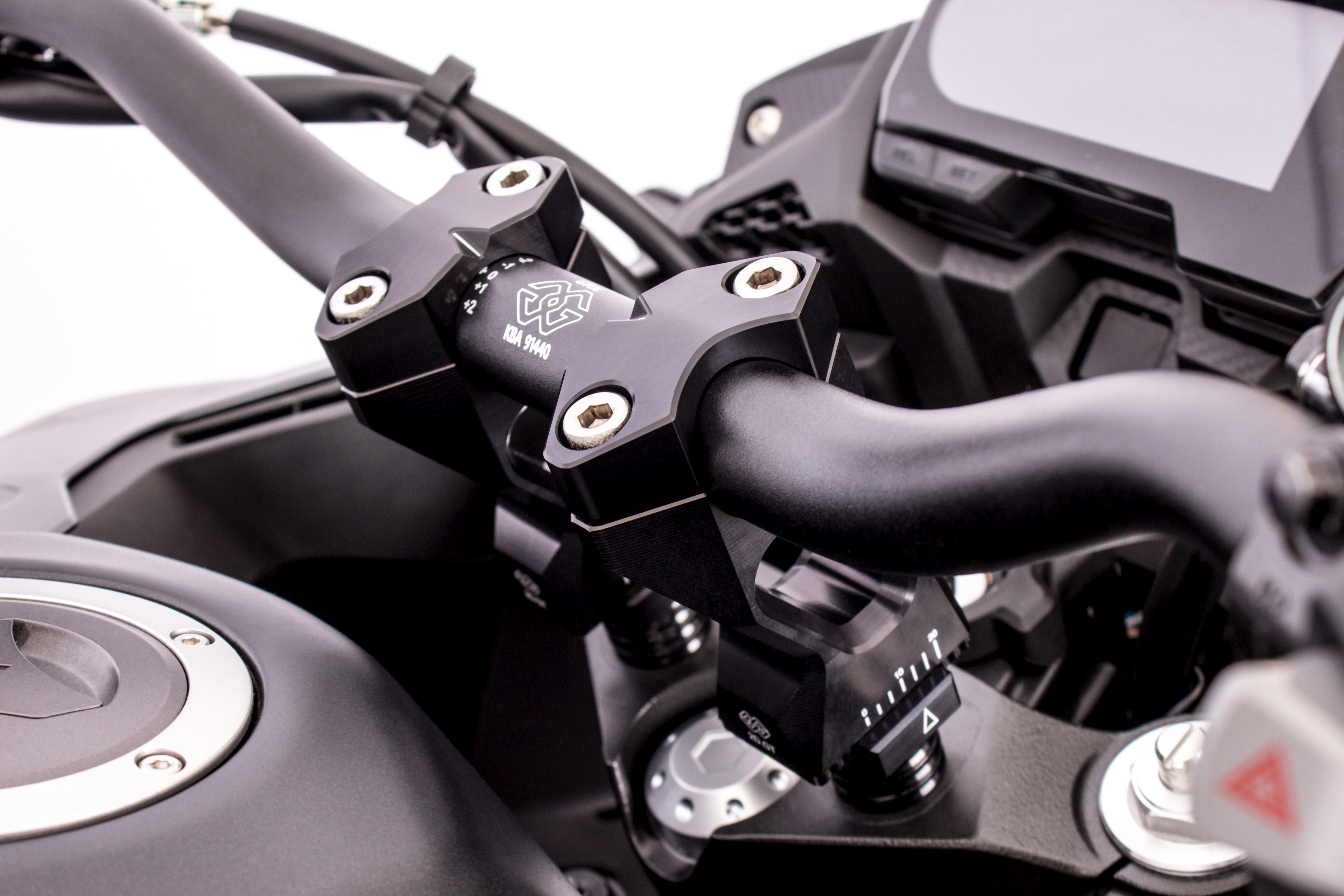 GILLES 2DGT Adjustable Handlebar Clamps, Black