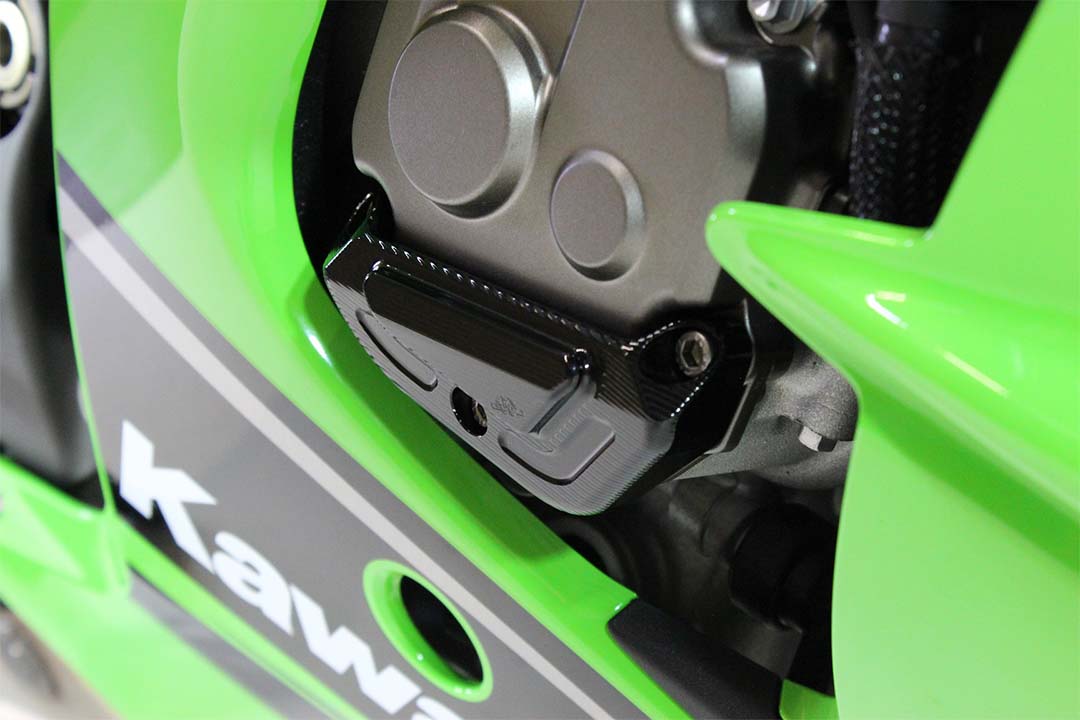 Gilles engine protector right side R/S, for Kawasaki ZX10R ZXT00S