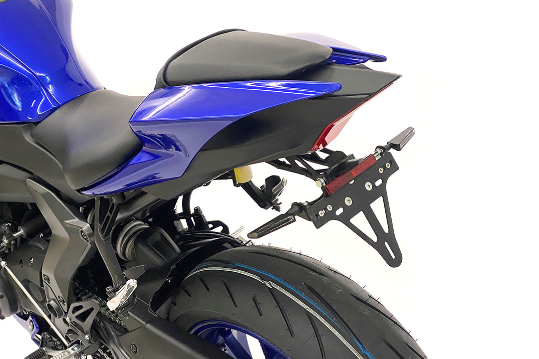 alpha Technik Number Plate Holder for Yamaha R7 from Model Year 2022-, Type RM39 / RM40