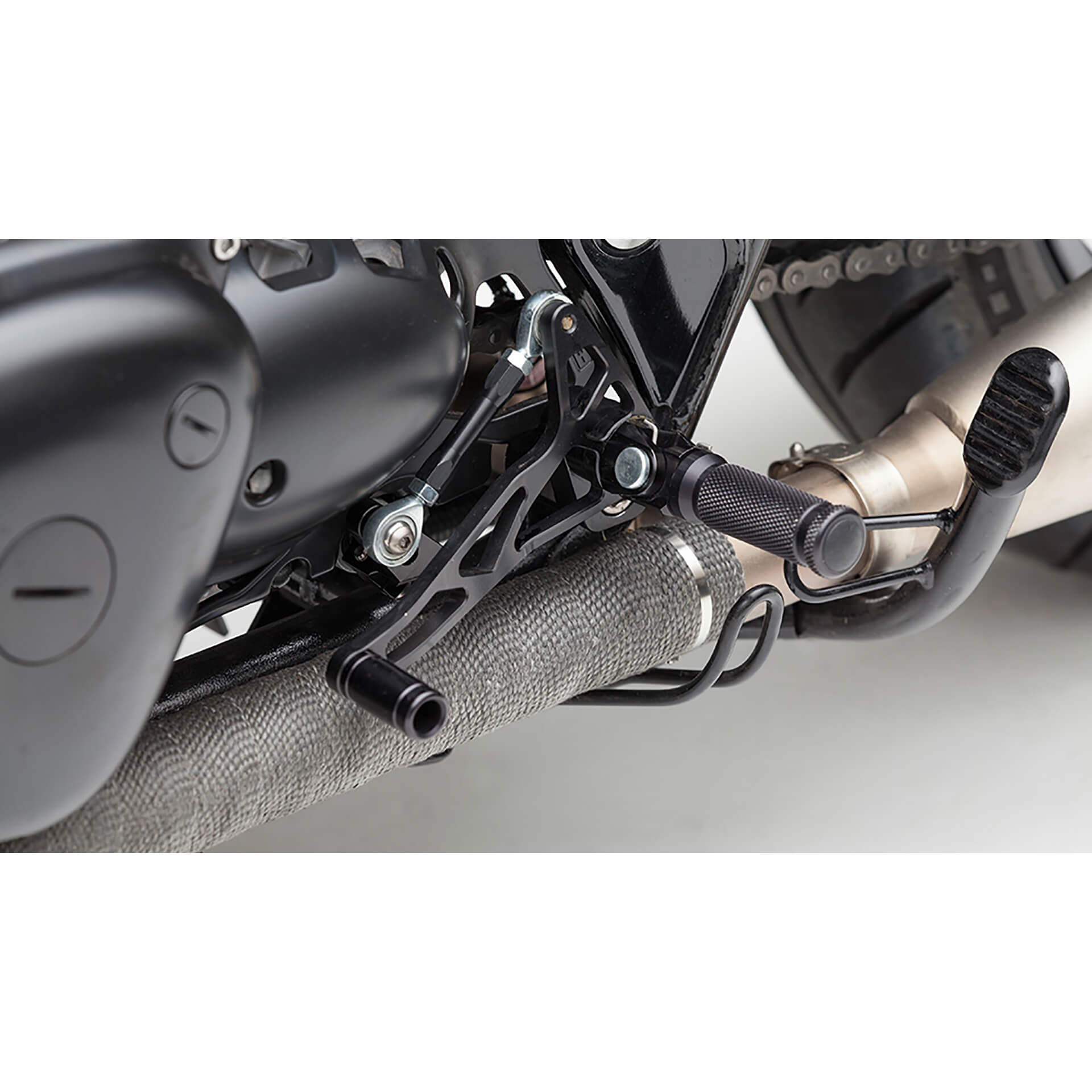 LSL Midi Rearset for Kawasaki W650, 1999-2006, black