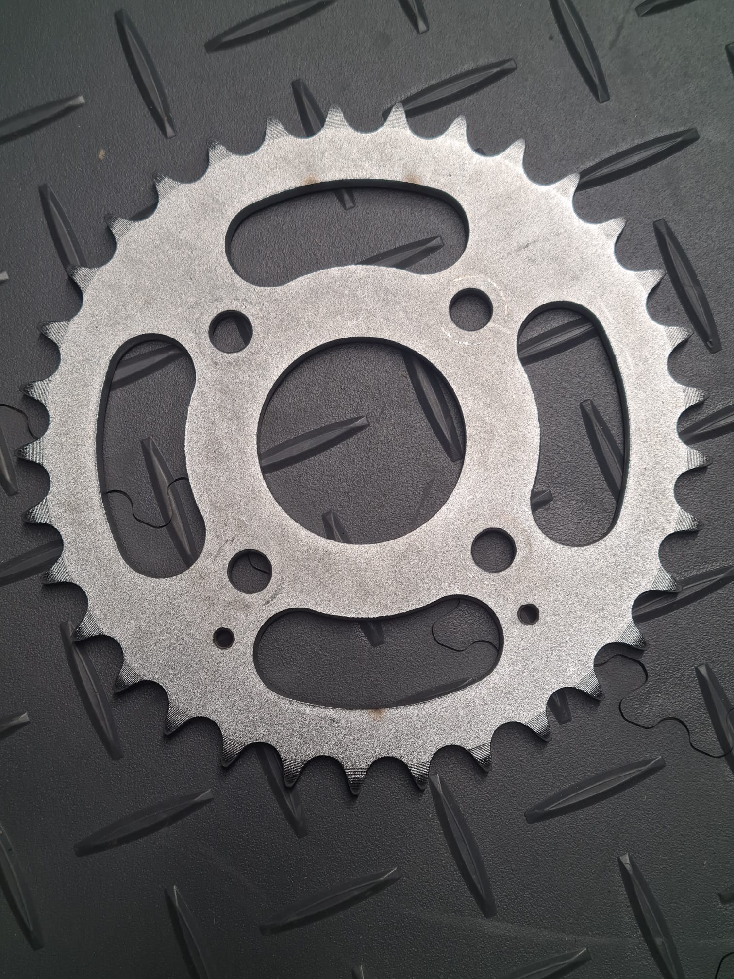 rear sprocket steel, 33 teeth, 520 pitch