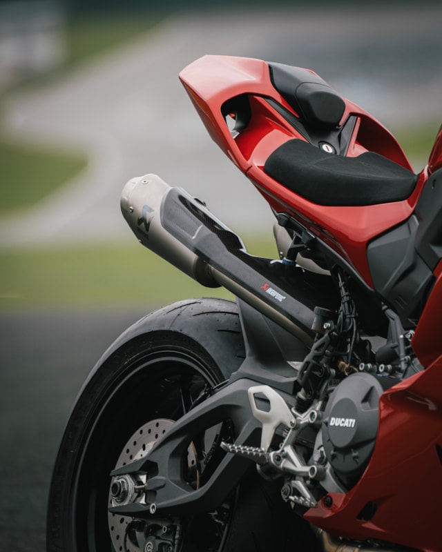 Akrapovic Evolution Line (Titanium) exhaust system for Ducati Panigale V2, Streetfighter V2, 2025-