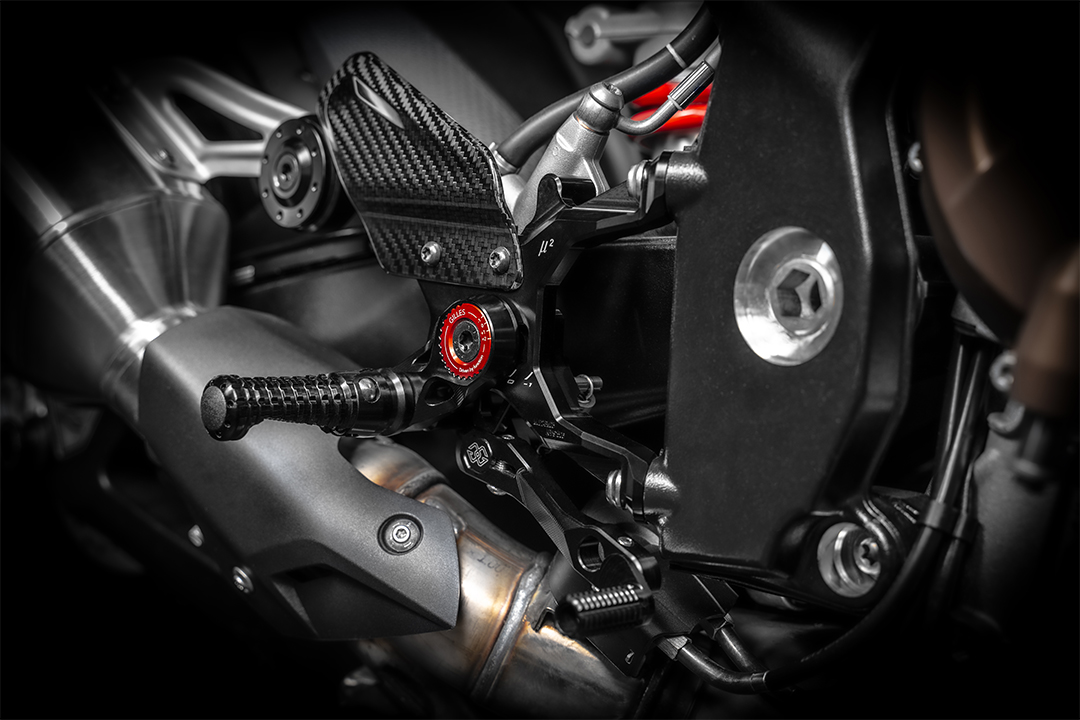 GILLES MUE2 footrest System with ABE for BMW S1000R 2R99 Model Year 2021-