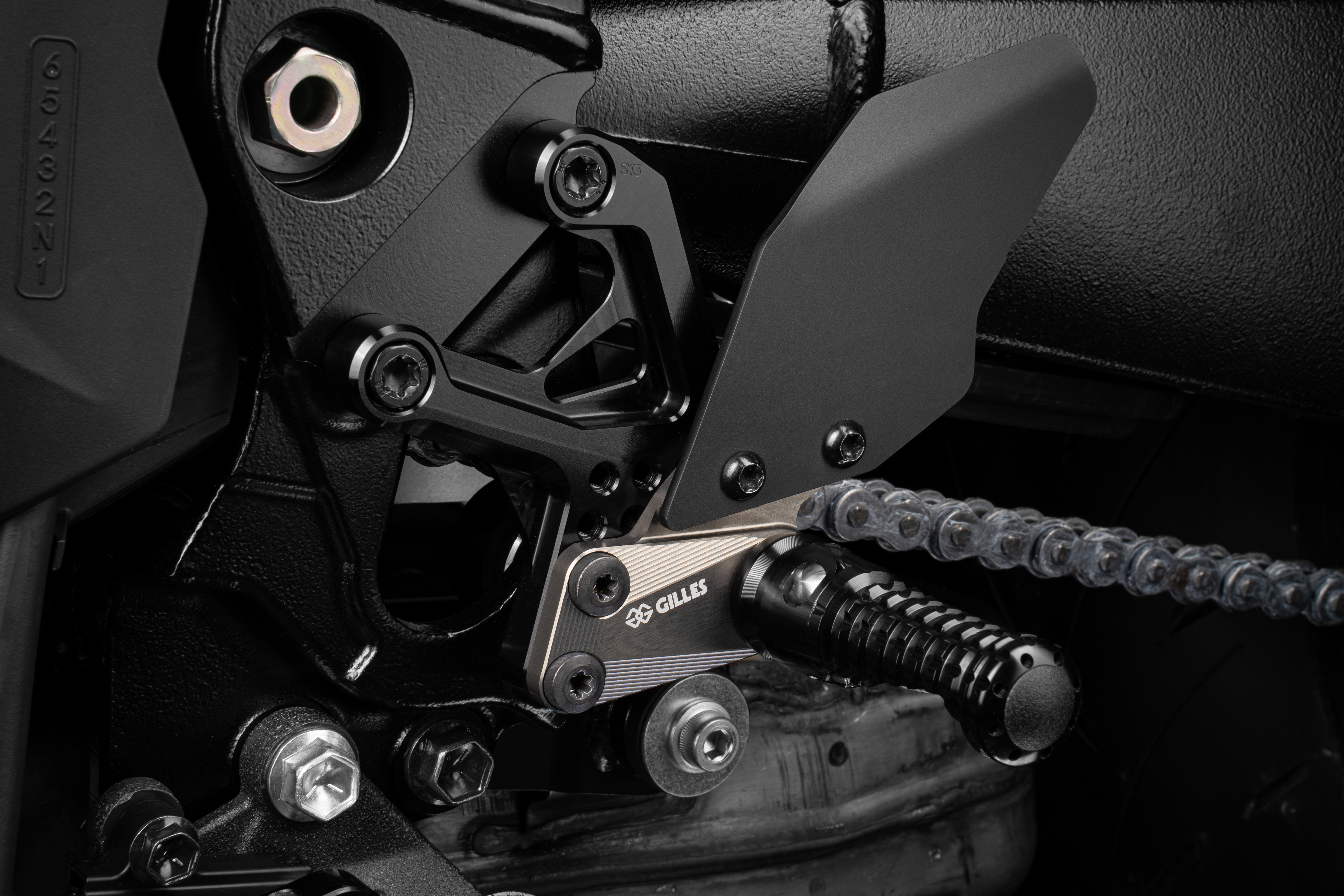 GILLES AS31GT3 black footrest system for Suzuki GSX-8S 2023- / GSX-8R 2024-