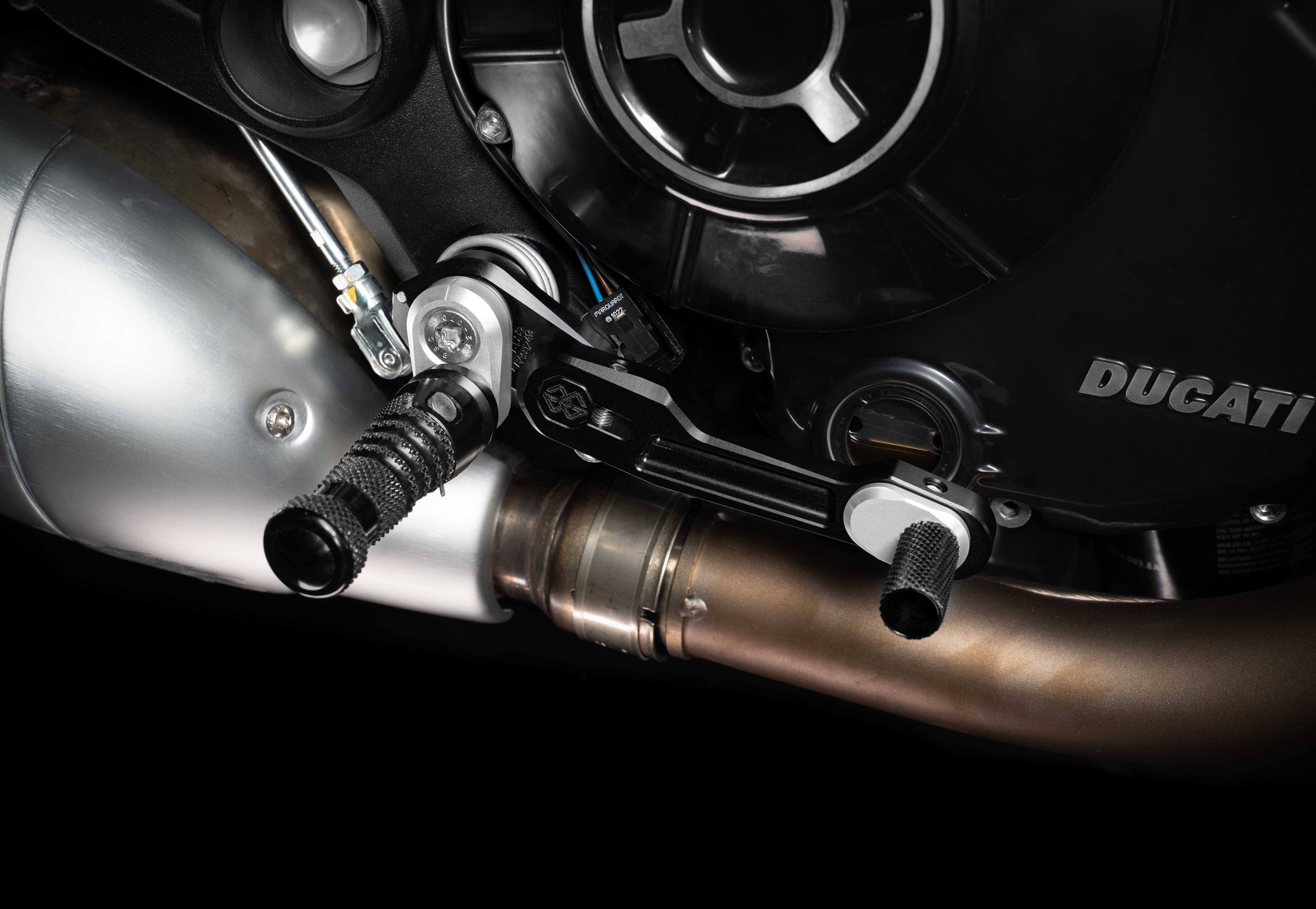GILLES RCT10 footrestenanlage for Ducati Scrambler 1100