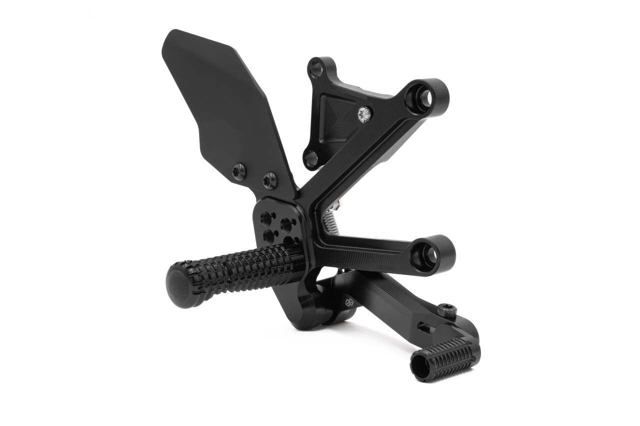 GILLES FXR2 footrestenanlage black for Kawasaki ZX-4R 2023-