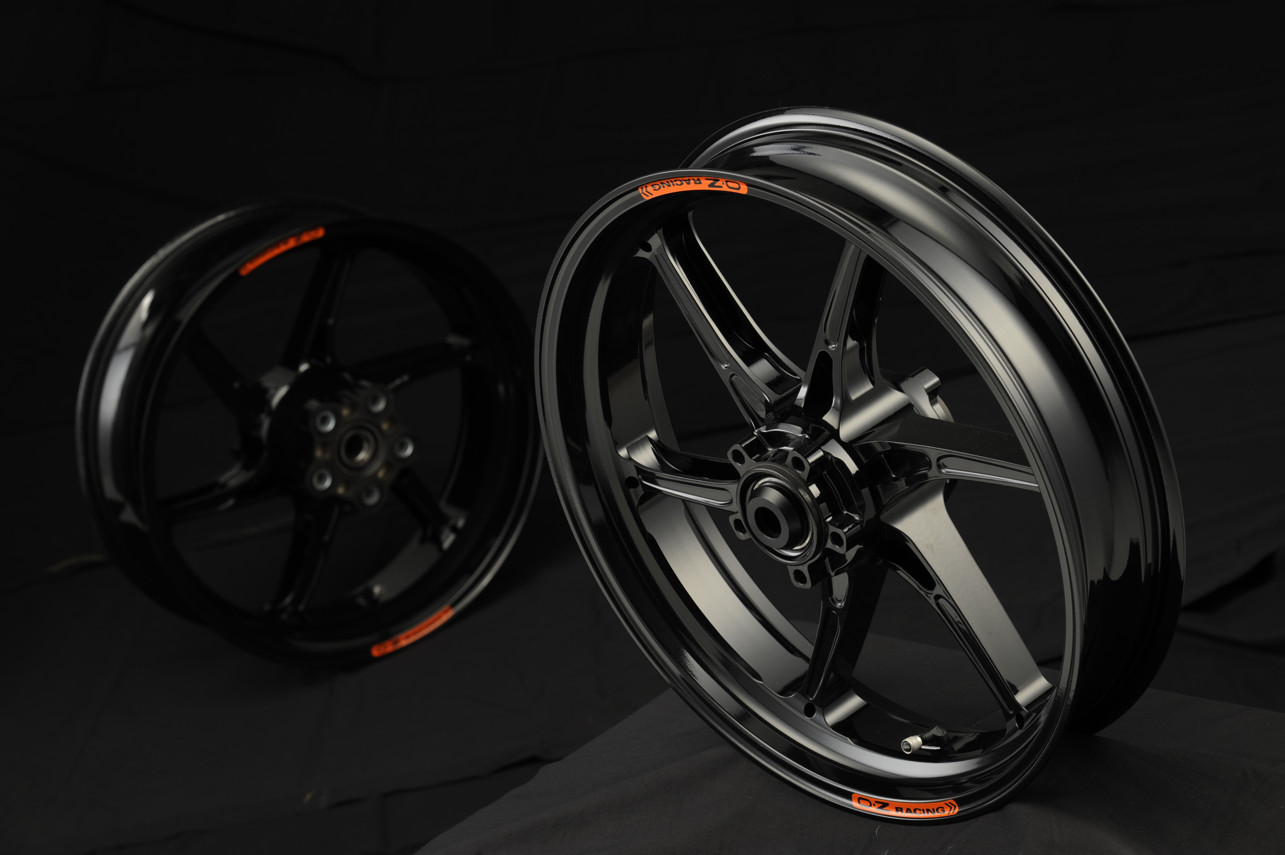 OZ Cattiva Magnesium Wheel Set, matt black painted, for Ducati Panigale V4, Model Year 2025