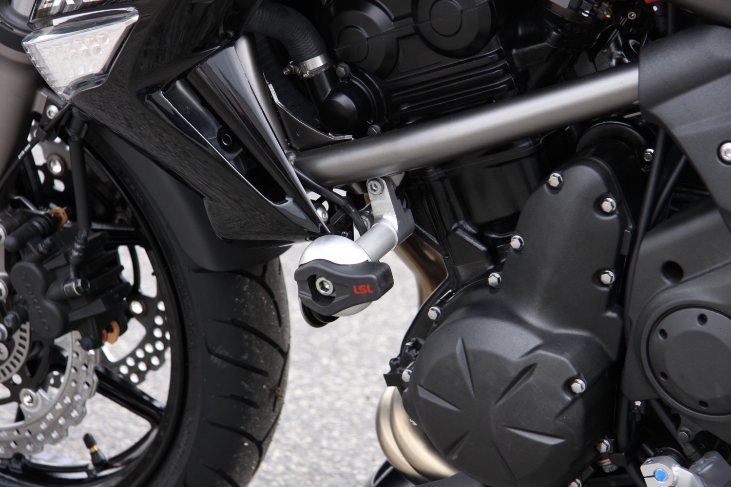 LSL Crash Pad Mounting Kit for Kawasaki ER-6n, 2009-2011