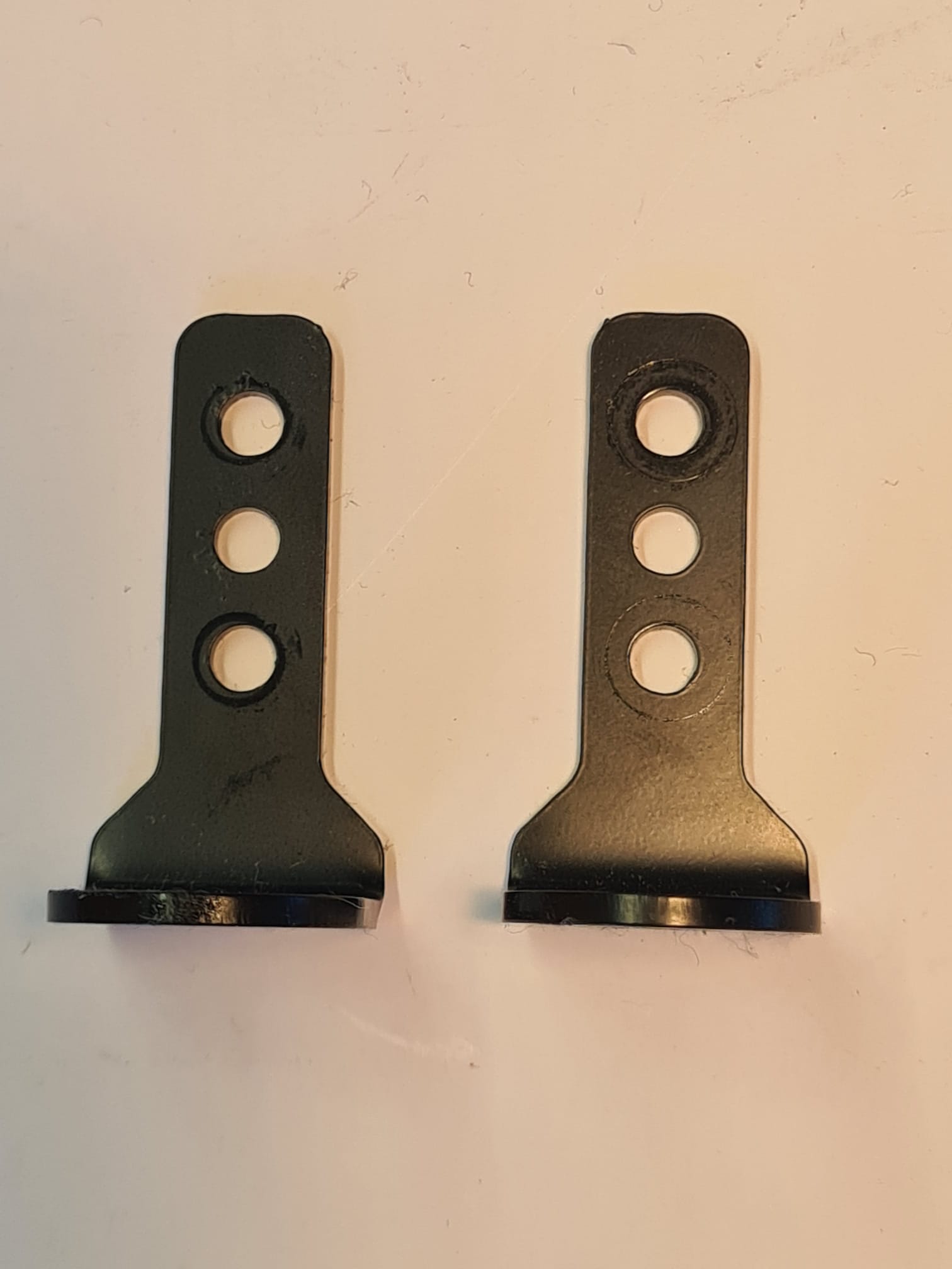 alpha Technik Kennzeichenhalter Edelstahl schwarz für Yamaha MT125 ab 2020-