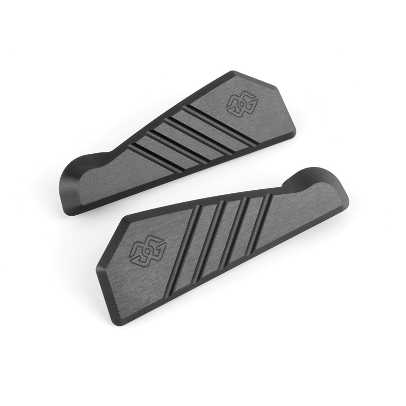 Gilles Pillion Footrest Blanking Plate, Black, for Yamaha YZF-R1/R1M