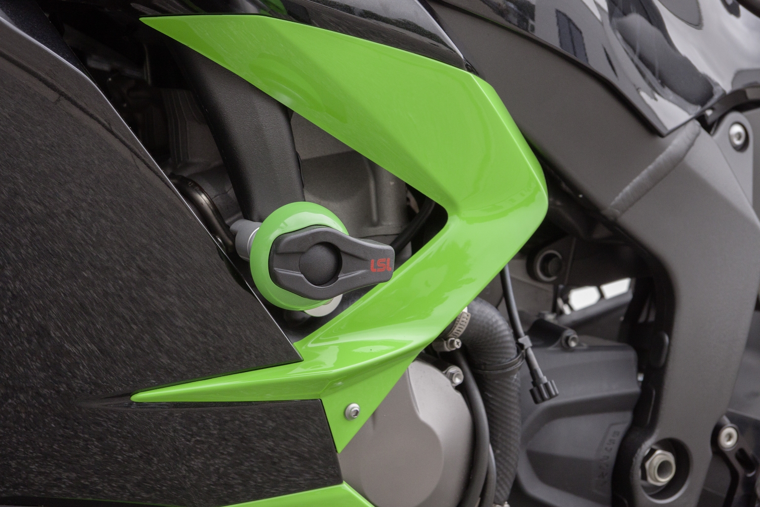 LSL Crash Pad Mounting Kit for Kawasaki ZX-6R 636 ABS, 2013-