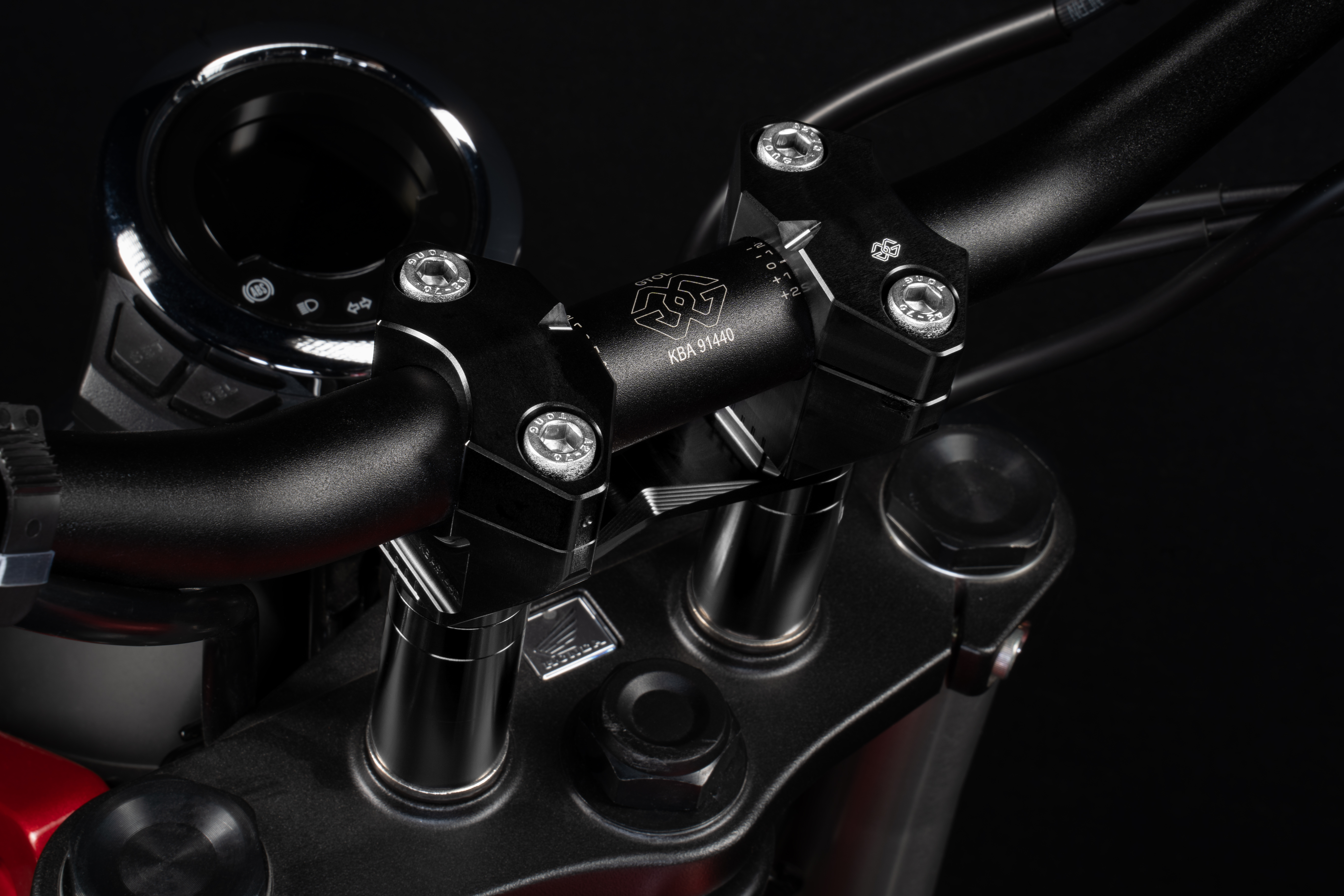 GILLES 2DGT adjustable handlebar clamps black