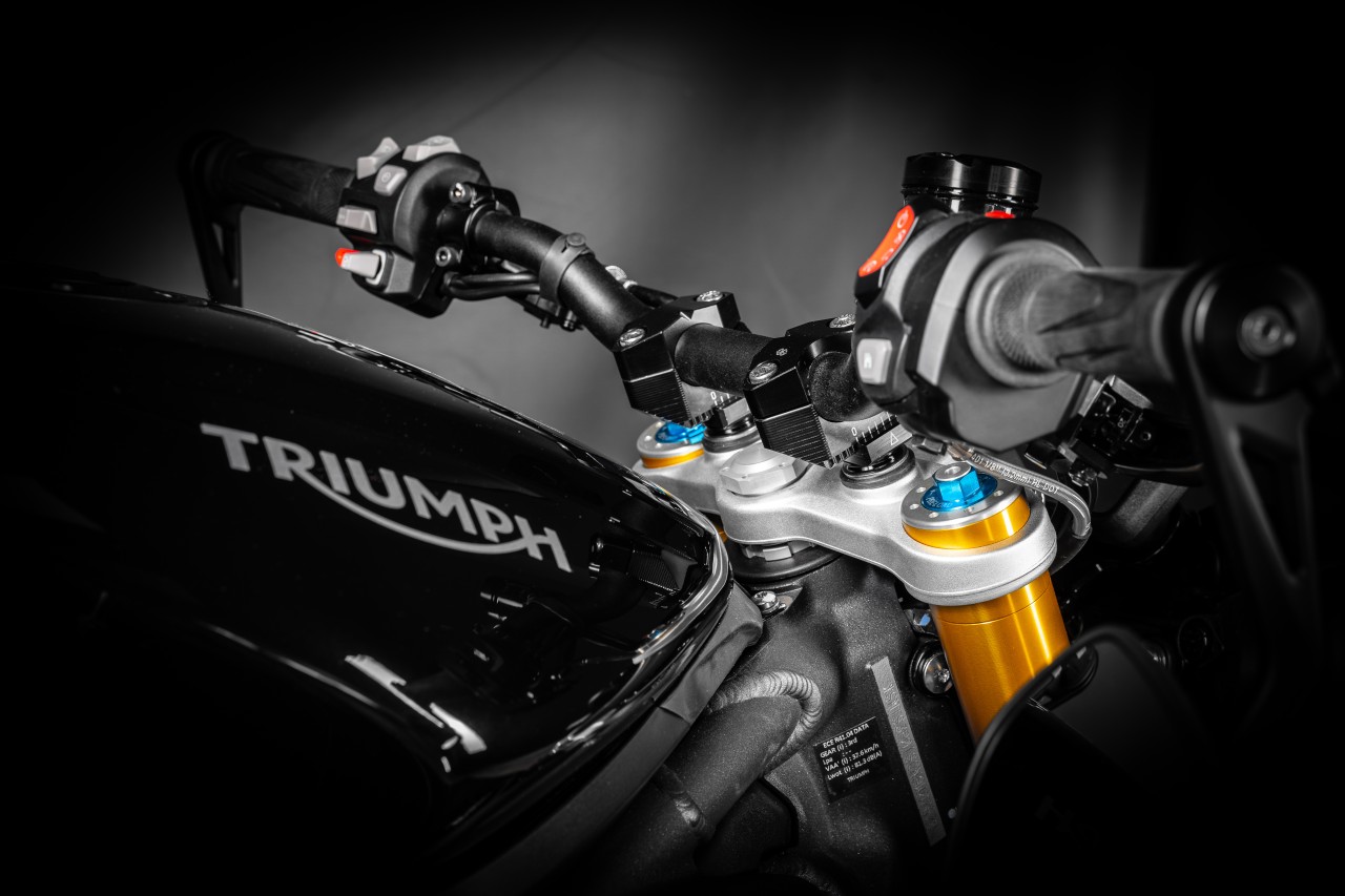 GILLES 2DGT adjustable handlebar risers, black