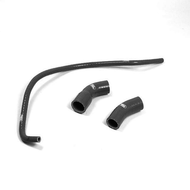 SAMCO SPORT Silicone Hose Kit black for Yamaha MT10 / YZF-R1M Model Year 2015-2024