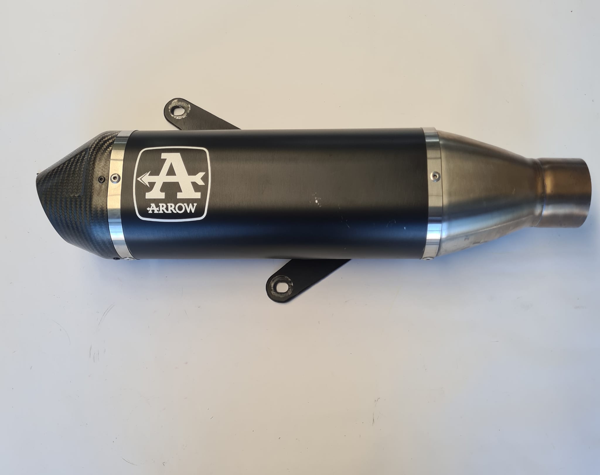 ARROW Auspuff DARK URBAN für Vespa GTS310 2025-, Aluminium schwarz mit Carbon Endkappe
