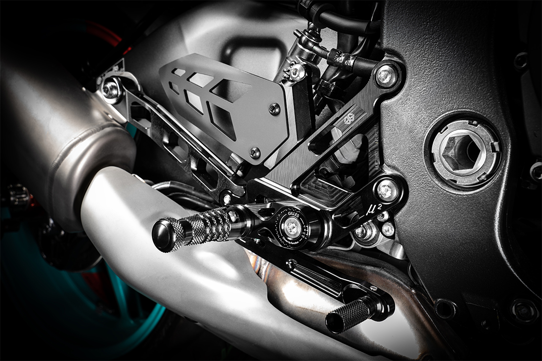 GILLES MUE2 footrest Rearsets for Yamaha MT-10 Model Year 2022-