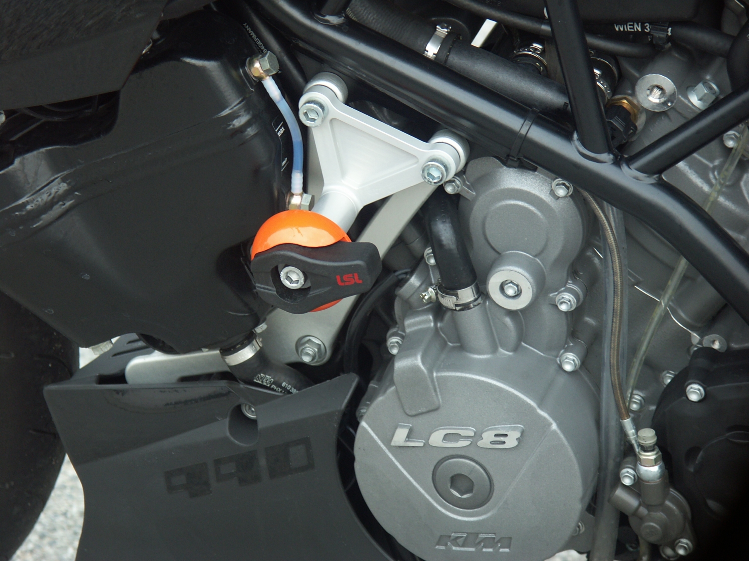 LSL Crash Pad Mounting Kit for KTM Super Duke 990, 2005-, Supermoto R 950, 2006-