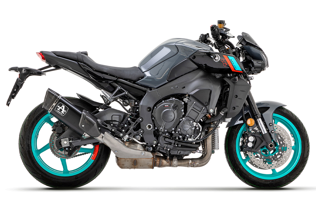 ARROW PISTA DARK Slip-On Titanium for Yamaha MT-10 Model Year 2022-