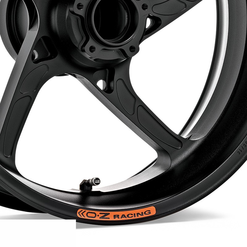OZ Piega Aluminium Wheel Set in Matt Black for Triumph Daytona 675(R), 2013-2017 and Street Triple 675, 2013-2016 and Street Triple 765 (R/S/RS), 2017-2020