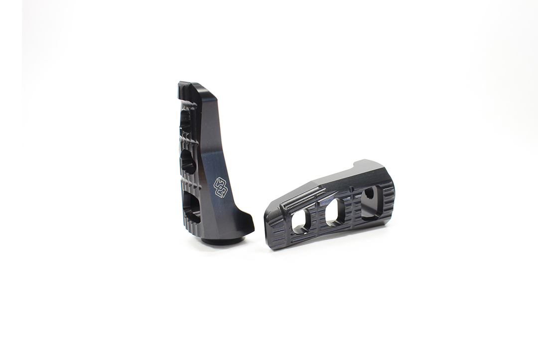 Gilles Touring Replacement Footpeg Kit, Rider, Black for Honda CBR900RR, CBR1000RR