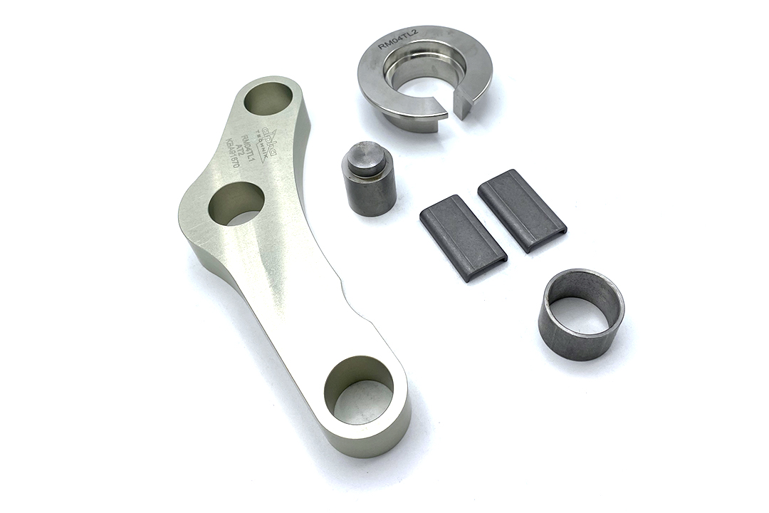 alpha Technik Lowering Kit 45mm for Yamaha MT07 / MT07 Moto Cage, Type RM04, from Model Year 2014-