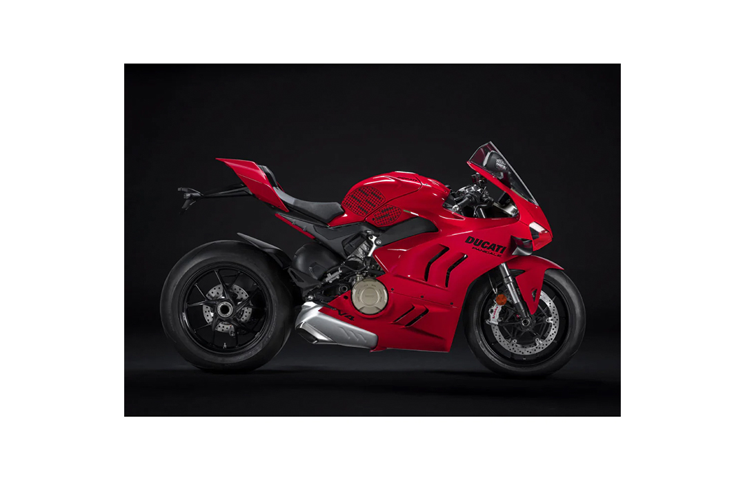 Stompgrip fuel tank Pad clear, Volcano, Streetbike fuel tank Kit - fuel tank Sides, for Ducati Panigale V4 2022