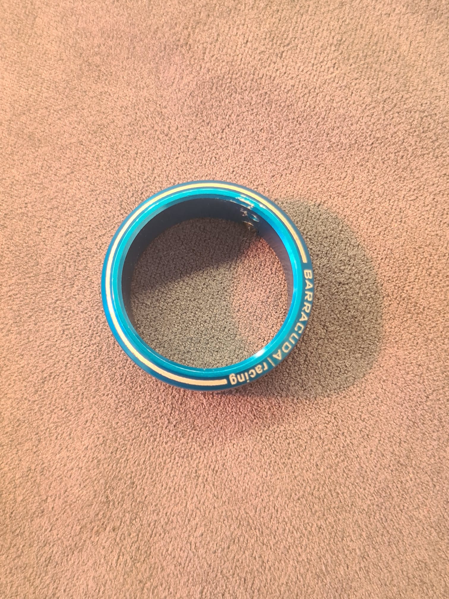 Blue anodised insert for oil filler cap Ø 28 mm, suitable for BC-HN102, BC-YN102 and BC-SN102