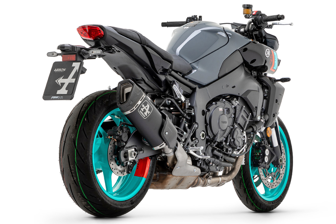 ARROW PISTA DARK Slip-On Titanium for Yamaha MT-10 Model Year 2022-