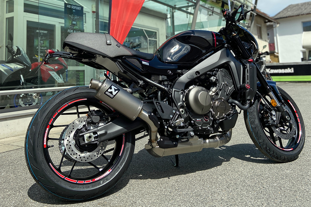 Akrapovic Racing Line (Titanium) exhaust system for Yamaha XSR 900 from model year 2022-