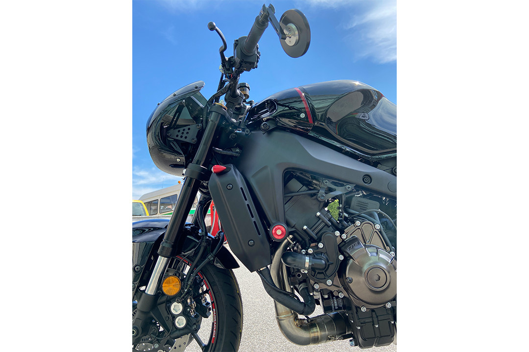 Barracuda Crash Pads for Yamaha MT-09 Model Year 2021- / XSR900 Model Year 2022-
