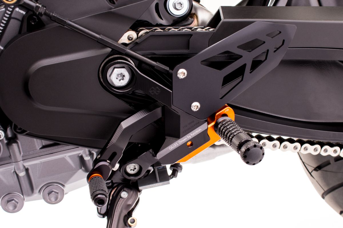 GILLES VCR footrest rearset system for KTM 790 Duke, 2018-