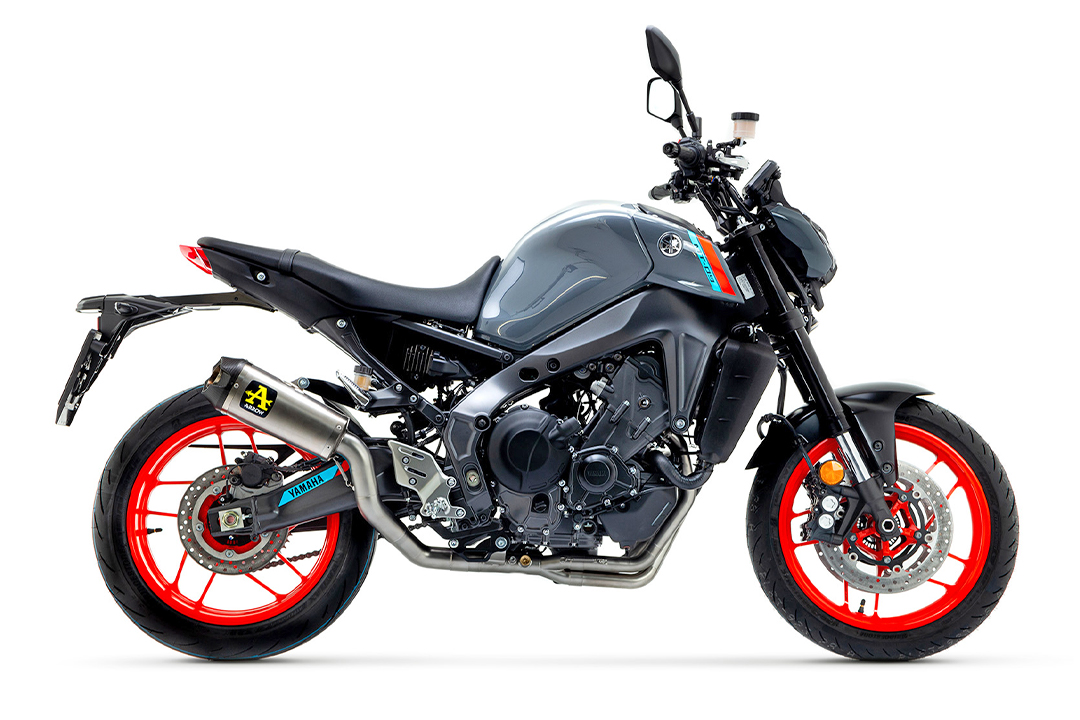 ARROW WORKS exhaust for Yamaha MT09 2021-, Titanium & Carbon