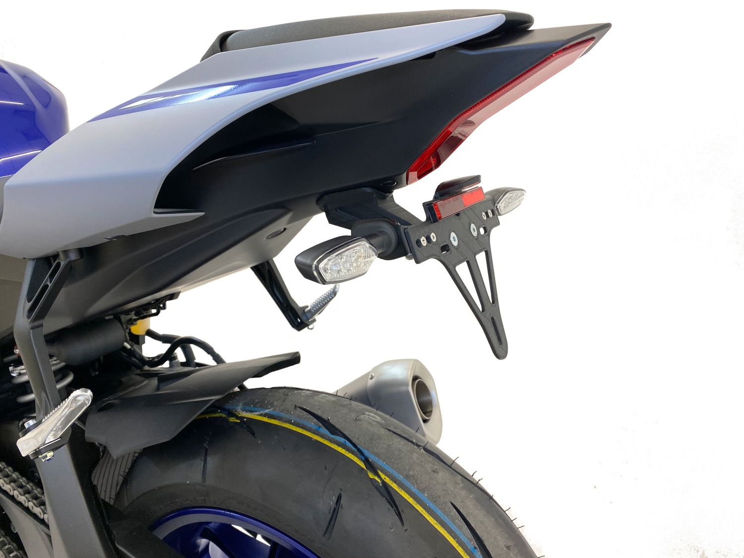 alpha Technik Number Plate Holder for Yamaha YZF-R1, YZF-R1M; Type RN32, RN49, RN65; Model Year 2015-