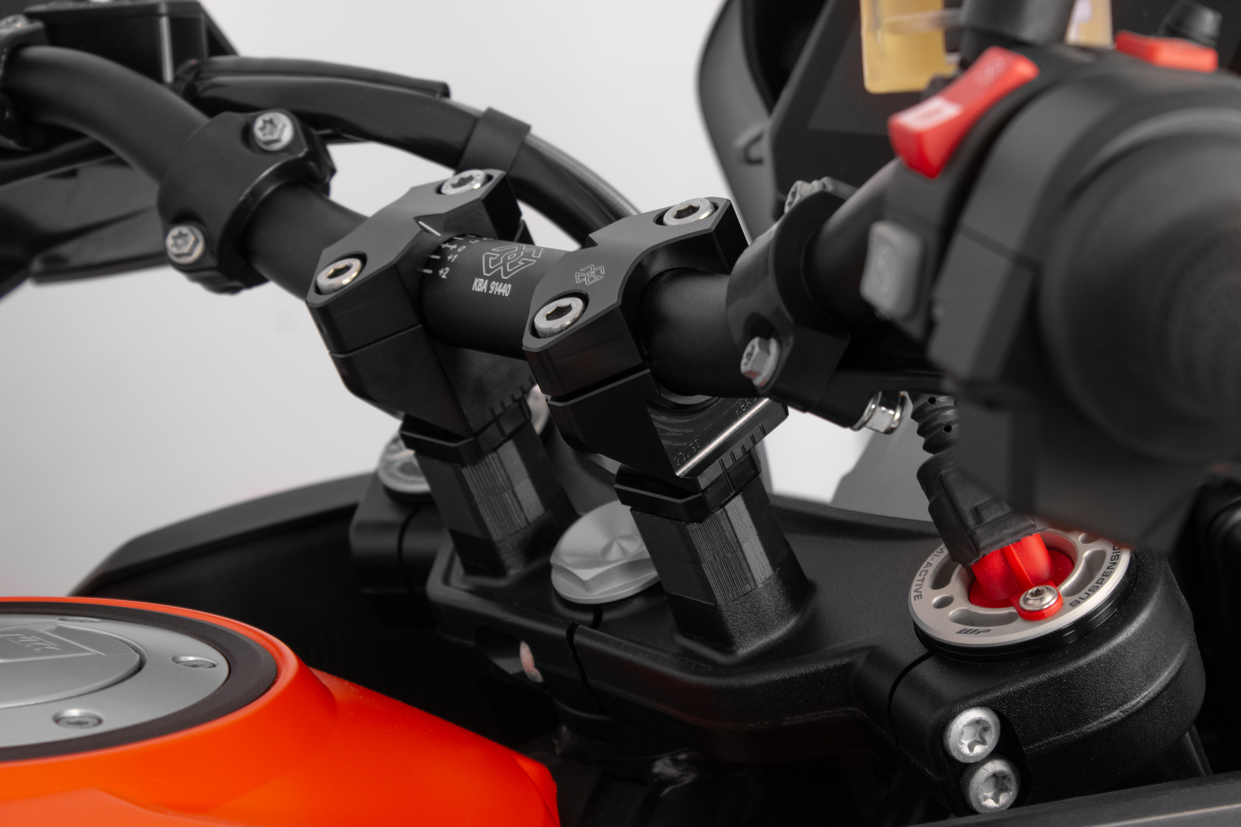 GILLES 2DGT adjustable handlebar clamps black