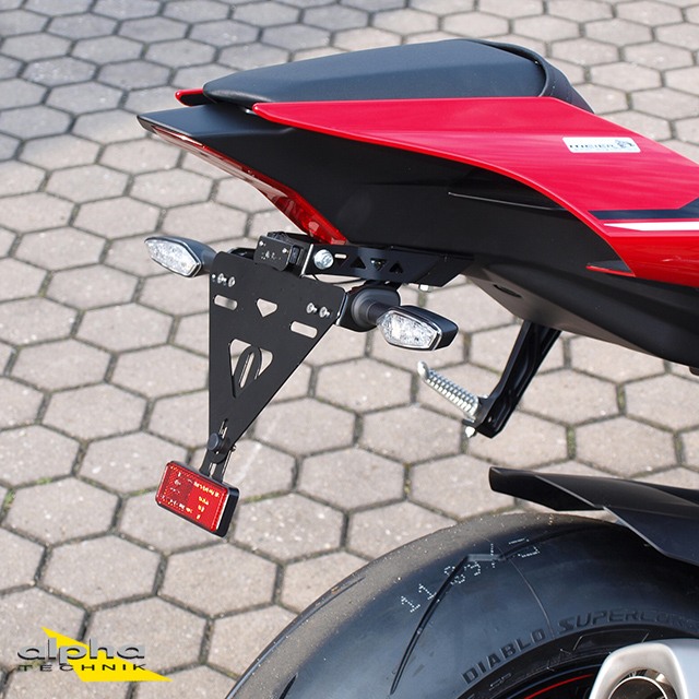 alpha Technik Number Plate Holder Yamaha YZF-R1,R1M; Type RN32,RN49,RN65; Model Year 2017-