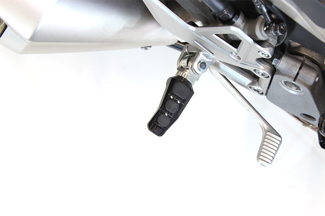 Gilles Touring Replacement Footrest Kit, Pillion, Black for BMW S1000R, S1000RR, M1000R