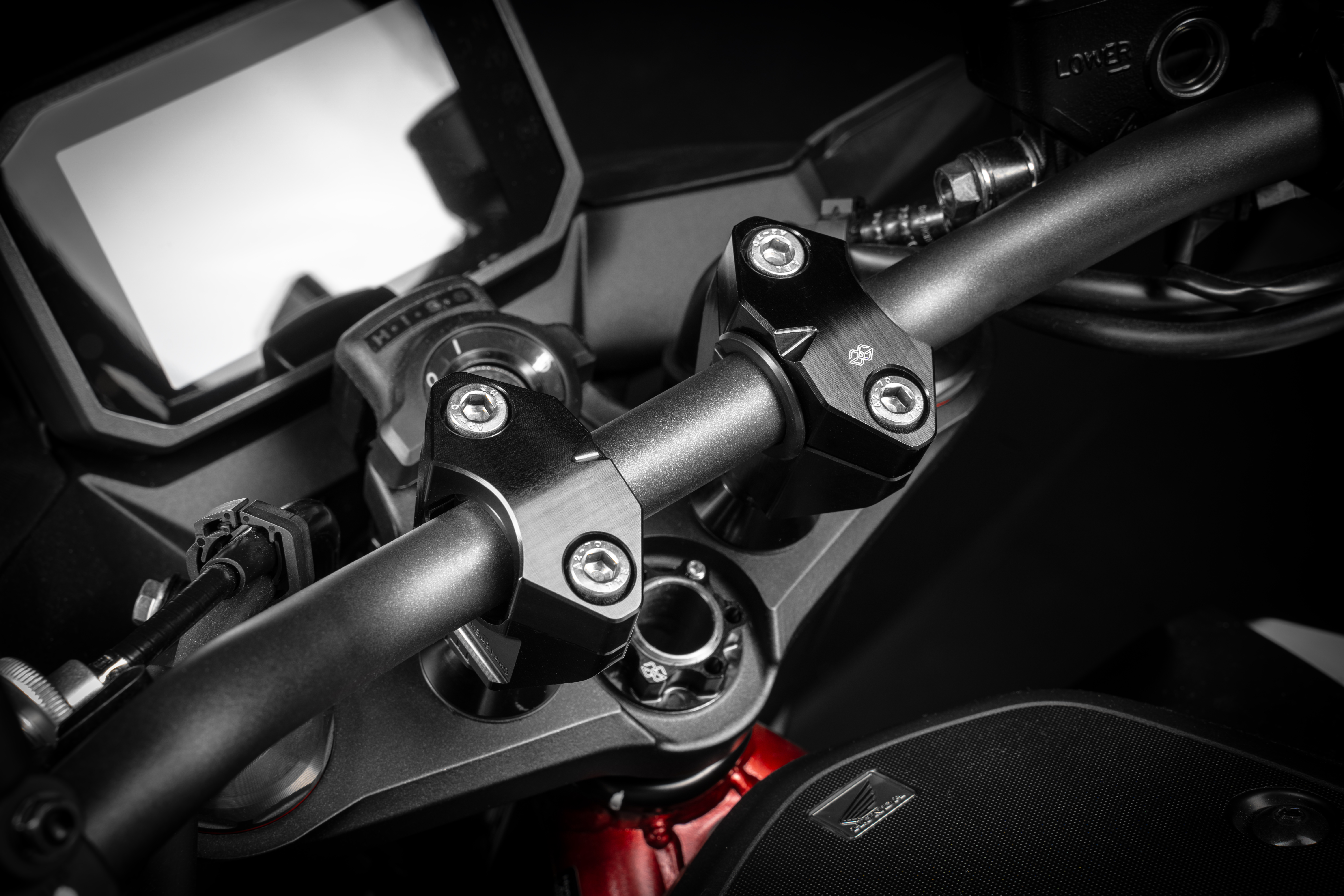 GILLES 2DGT adjustable handlebar clamps black