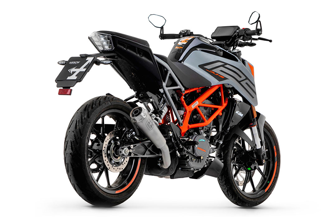 ARROW PRO RACE Exhaust for KTM 125 Duke and KTM 390 Duke from model year 2021-