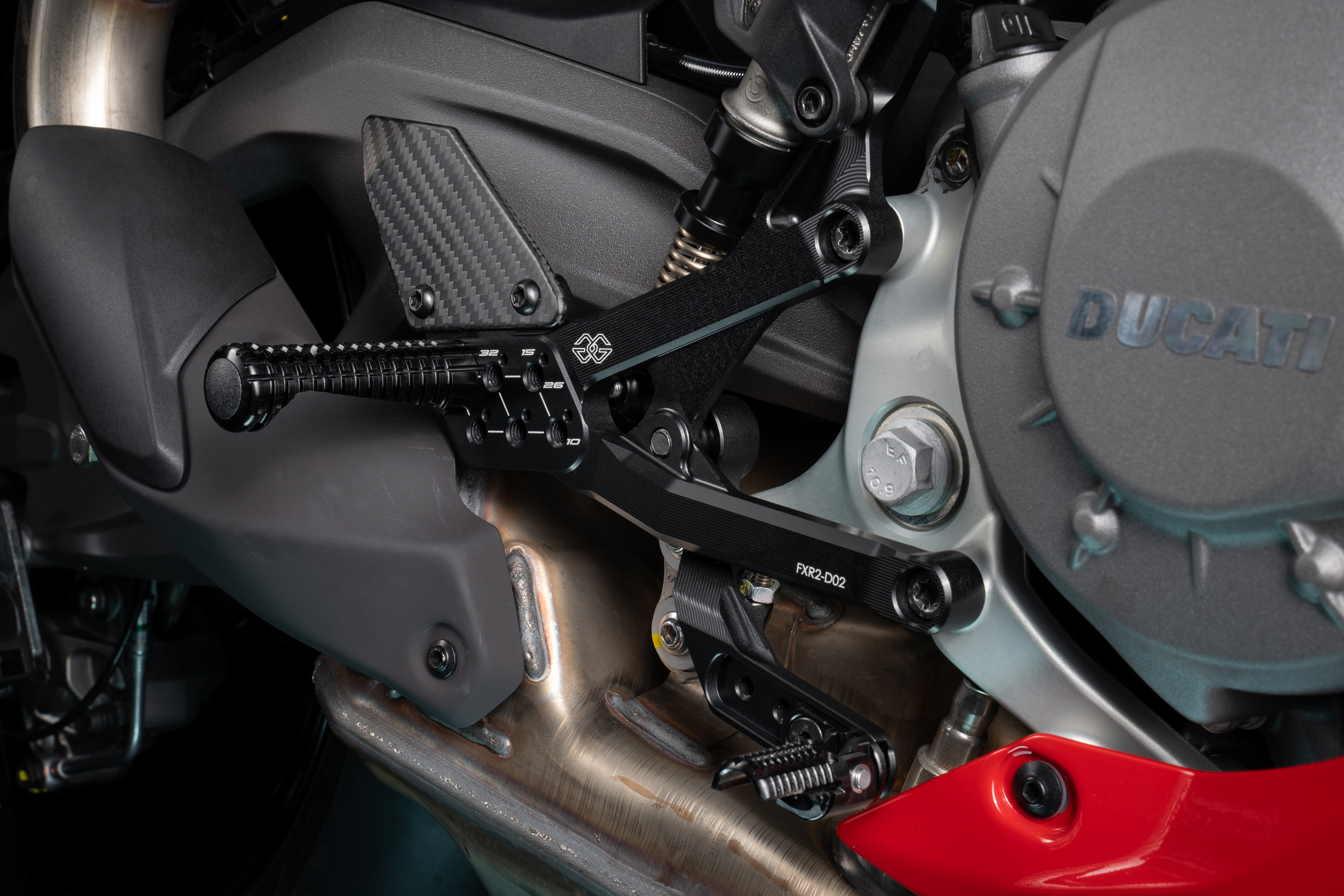 GILLES FXR footrest Ducati Panigale V2, 2025-