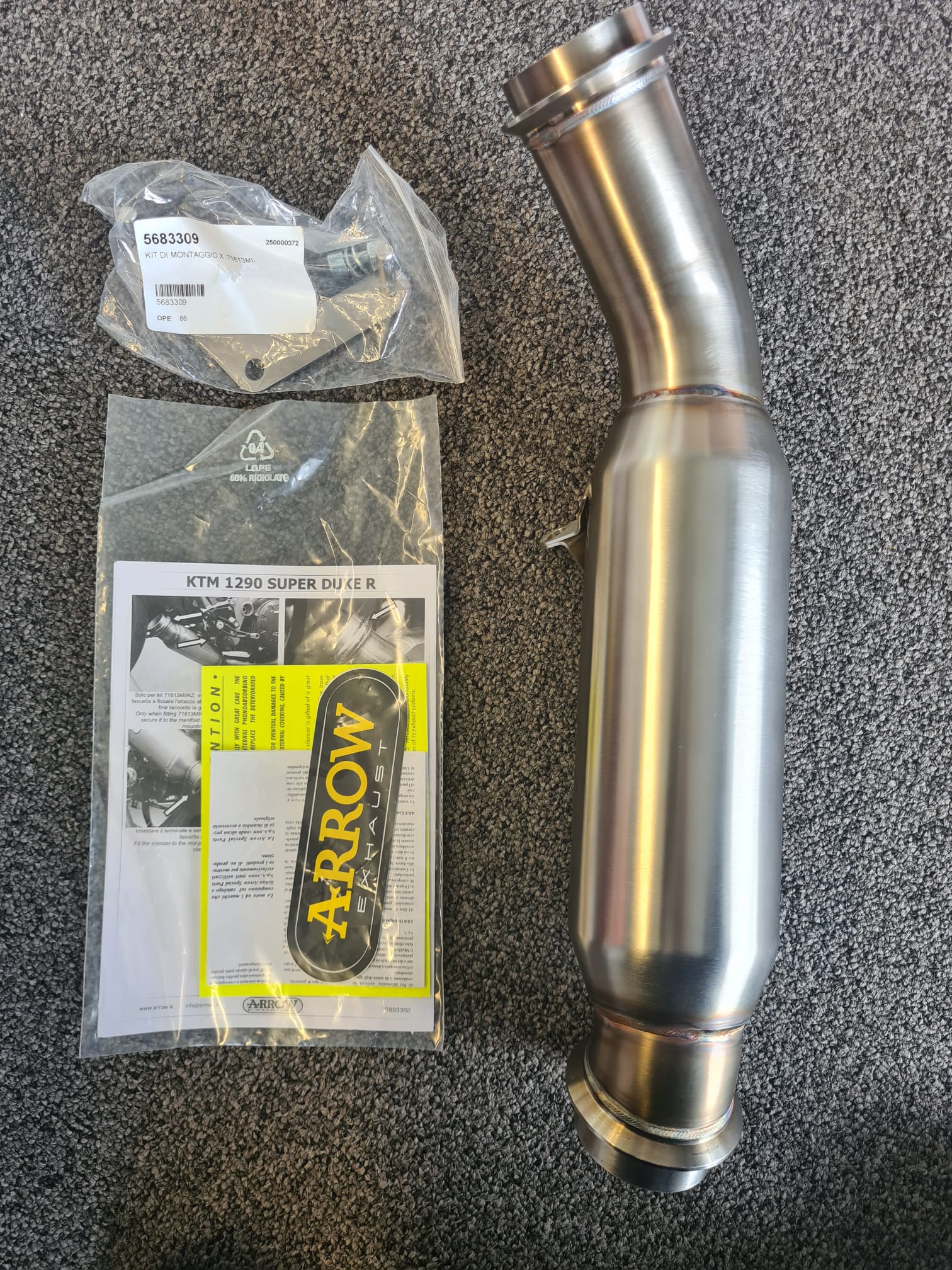 ARROW Racing Mid-Pipe for 1290 Super Duke 2014- , without catalyst