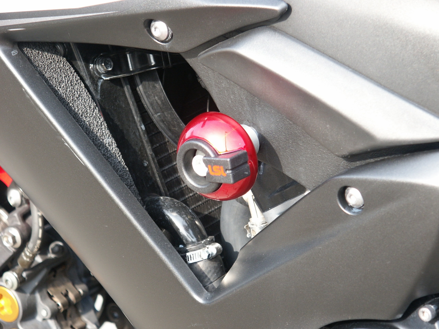 LSL Crash Pad Mounting Kit for Yamaha YZF-R1, 2002-2003